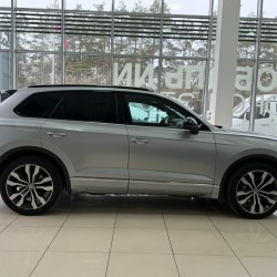 Volkswagen Touareg 3.0 AT, 2018, 181 000 км