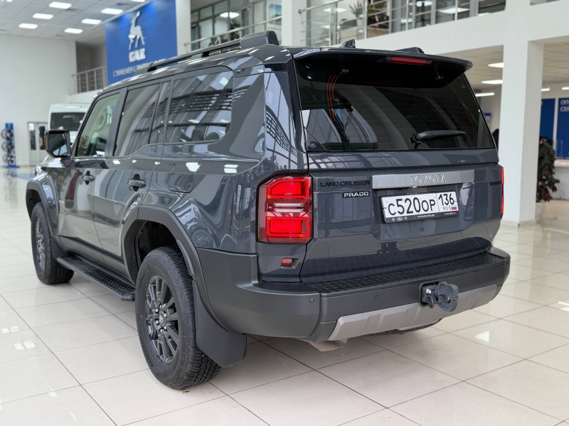 Toyota Land Cruiser Prado 2.8 AT, 2024, 21 950 км