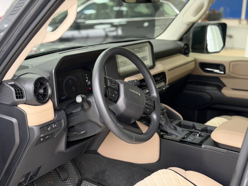 Toyota Land Cruiser Prado 2.8 AT, 2024, 21 950 км