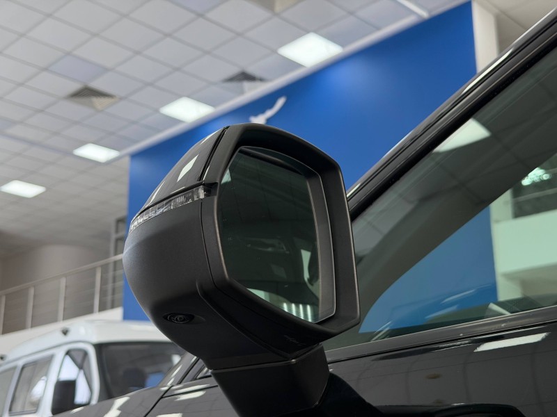 Audi Q5L 2.0 AMT, 2025