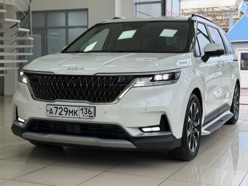 Kia Carnival 2.2 AT, 2021, 93 200 км