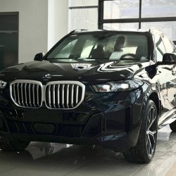 BMW X5 2.0 AT, 2025