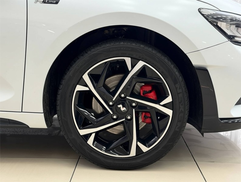 Hyundai Lafesta 1.5 AMT, 2025 белый 