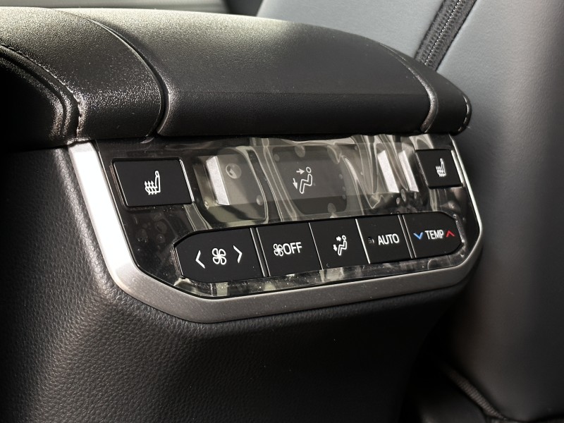 Toyota Highlander 2.0 AT, 2025 год черный