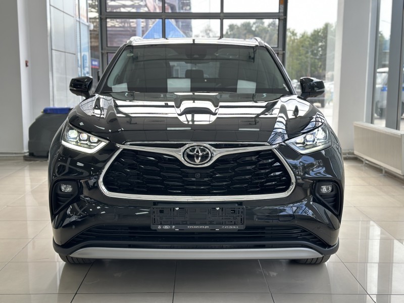 Toyota Highlander 2.0 AT, 2025 год черный