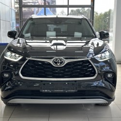 Toyota Highlander 2.0 AT, 2025 год черный