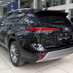 Toyota Highlander 2.0 AT, 2025 год черный