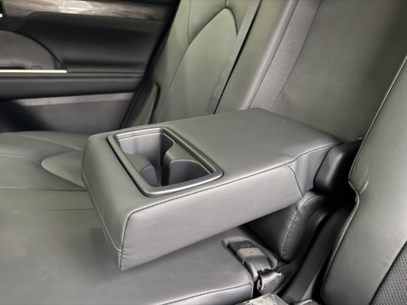 Toyota Highlander 2.0 AT, 2025 год белый