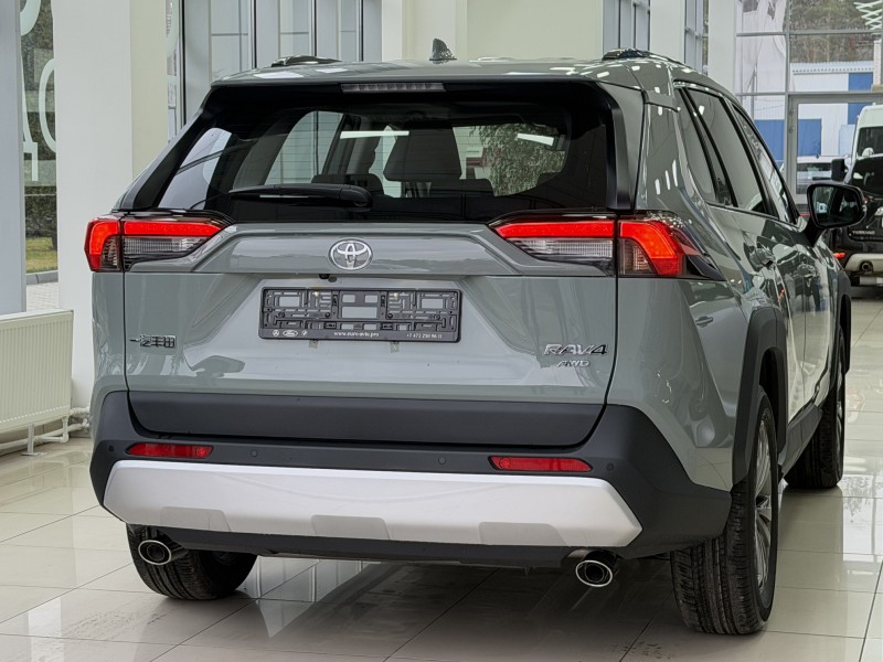 Toyota RAV4 2.0 CVT, 2025 год зеленый 