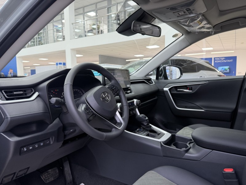 Toyota RAV4 2.0 CVT, 2025 год зеленый 