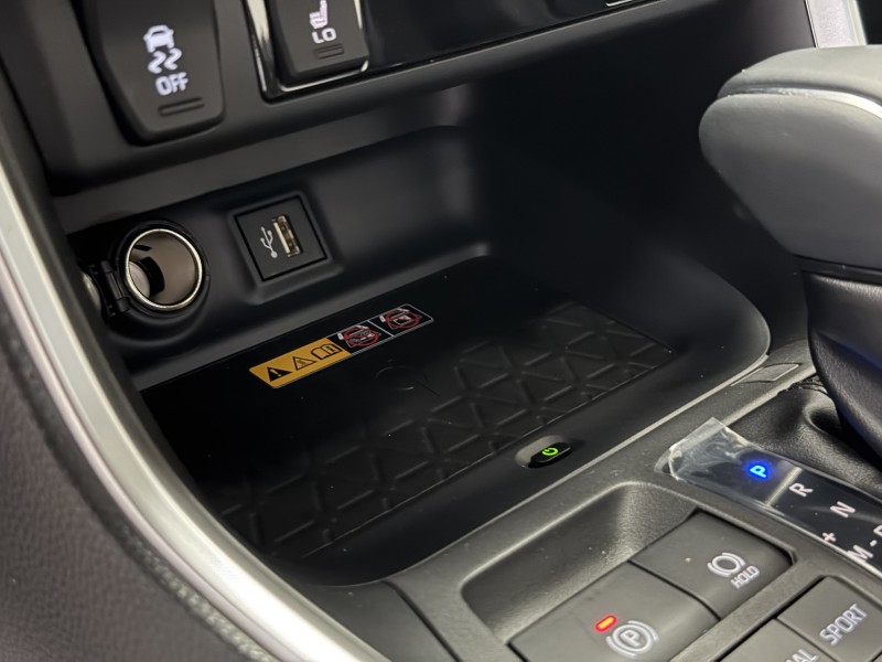 Toyota RAV4 2.0 CVT, 2025 год зеленый 