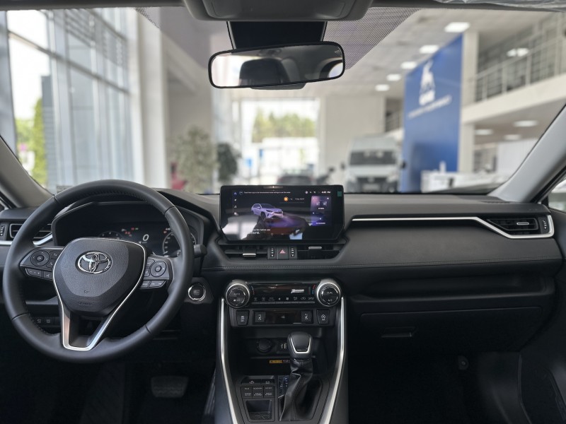 Toyota RAV4 2.0 CVT, 2025 год белый