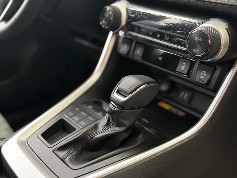 Toyota RAV4 2.0 CVT, 2025 год черный