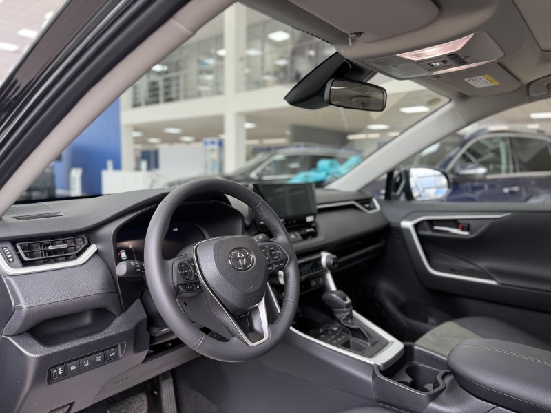 Toyota RAV4 2.0 CVT, 2025 год черный