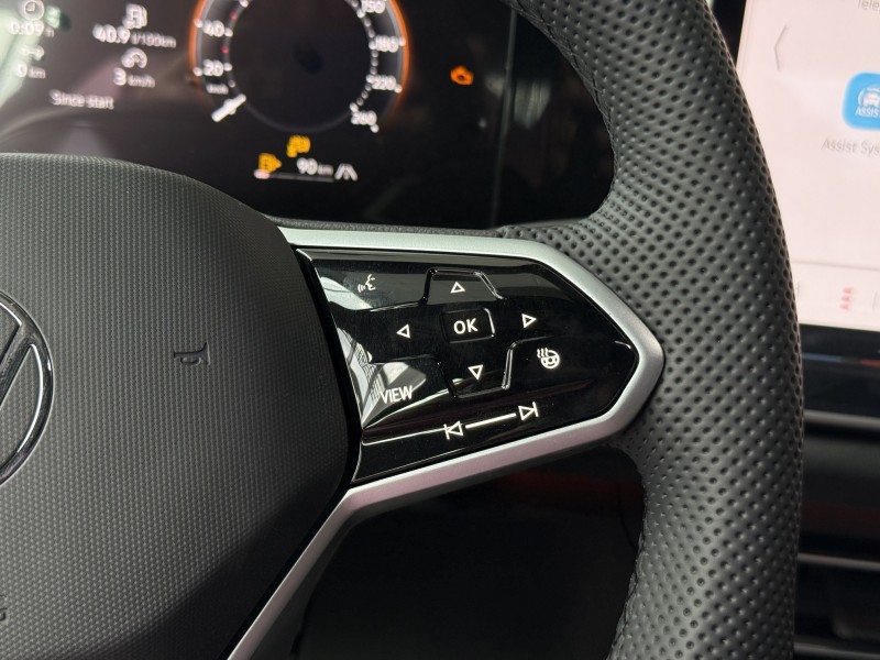 Volkswagen Tiguan L PRO 2.0 AMT, 2025 год