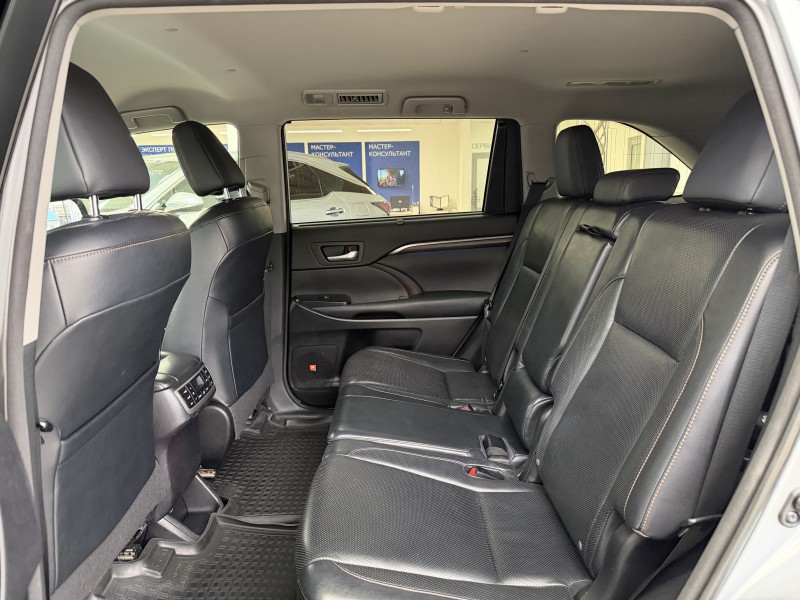 Toyota Highlander 3.5 AT, 2013 год, 89 650 км