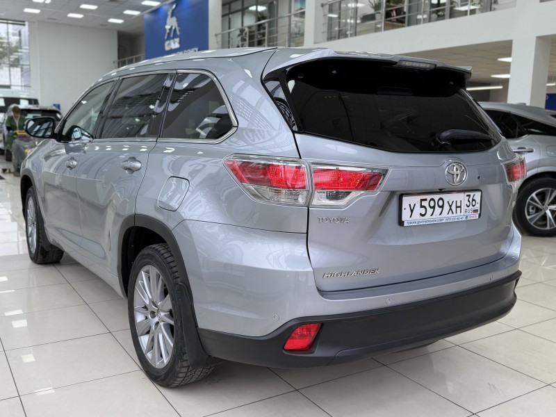 Toyota Highlander 3.5 AT, 2013 год, 89 650 км