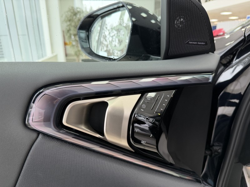 BMW X3 2.0 AMT, 2025