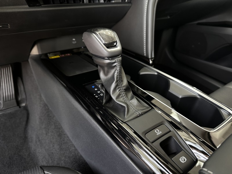 Toyota Camry 2.0 CVT, 2025 год