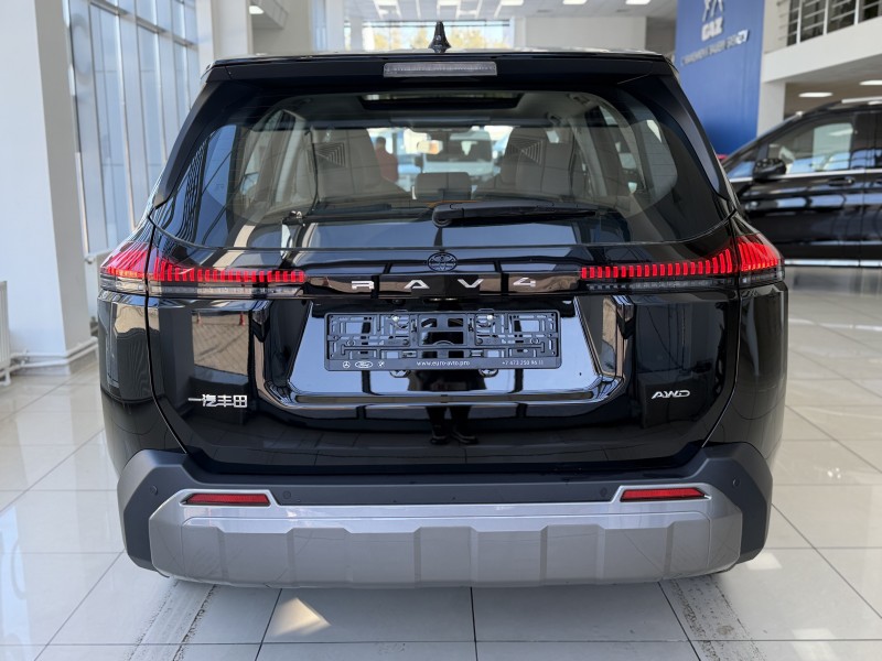 Toyota RAV4 2.0 CVT, 2026