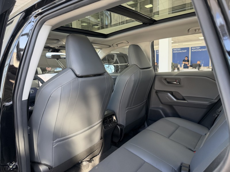 Toyota RAV4 2.0 CVT, 2026