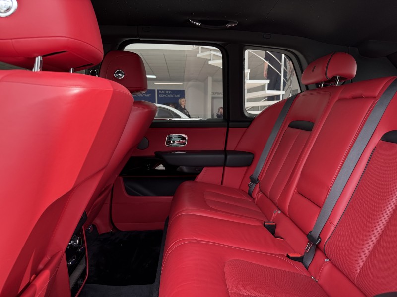Rolls-Royce Cullinan 6.7 AT, 2021 год, 50 900 км