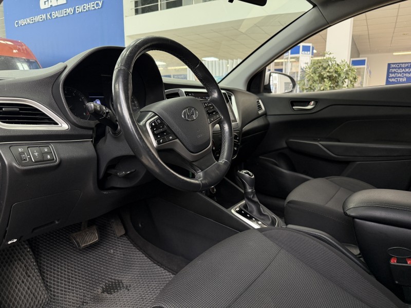 Hyundai Solaris 1.6 AT, 2019 год, 86 000 км