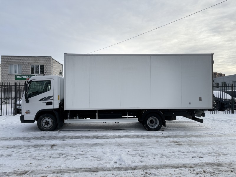 Изотермический фургон Hyundai Mighty EX9, 2024 год