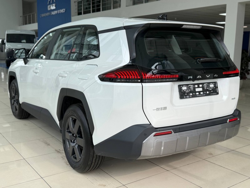 Toyota RAV4 2.0 CVT, 2026 белый 