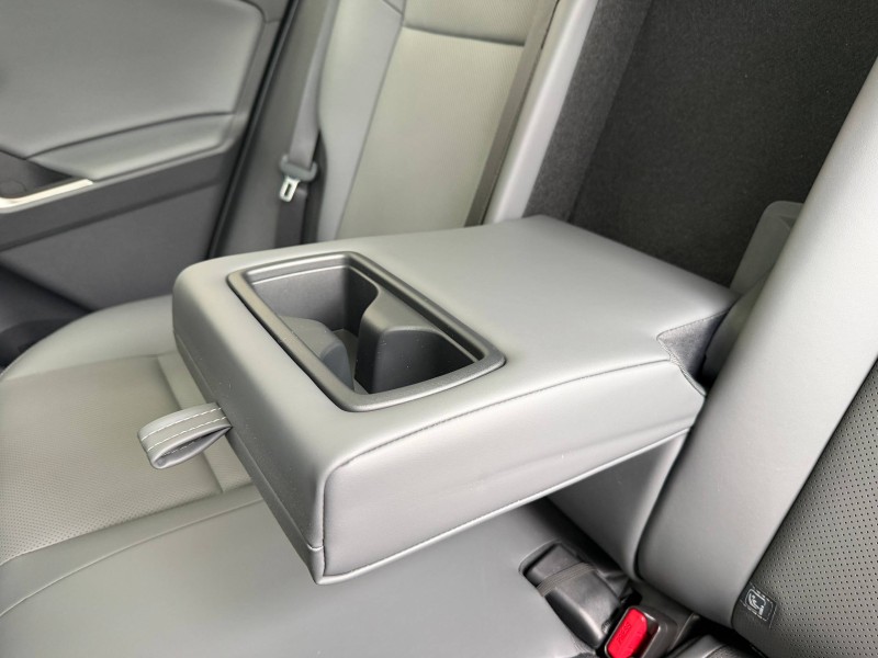 Toyota RAV4 2.0 CVT, 2026 белый 