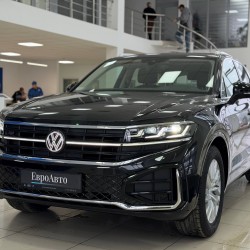 Volkswagen Touareg 2.0 AT, 2025