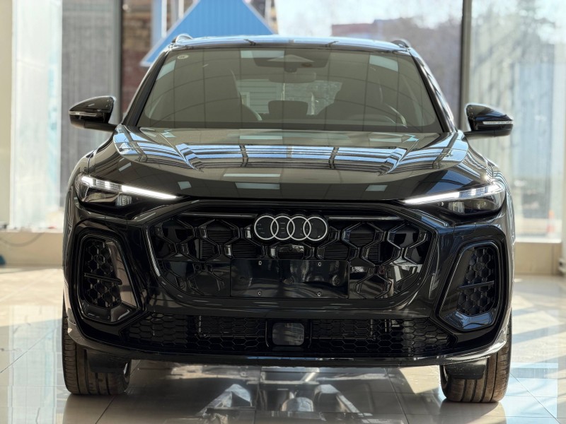 Audi Q5L 2.0 AMT, 2026 