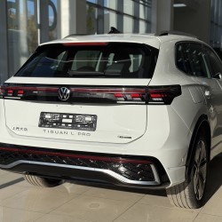 Volkswagen Tiguan L Pro, 2.0 AMT, 2025 белый
